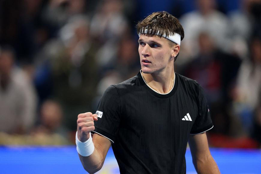 Menšík jako narušitel tenisové hegemonie? Sinner už je nervózní, všiml si Lojda