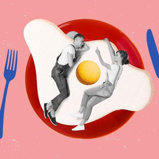 Sladkosti a pochoutky, které byly za socialismu malým svátkem všedního dne, v mnohých dodnes vyvolávají silné vzpomínky na dětství.