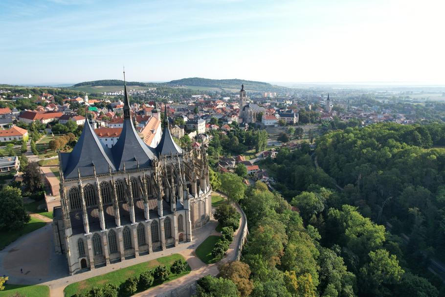 View,Of,Kutna,Hora,With,Saint,Barbara's,Church,That,Is