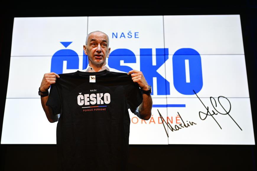 Martin Kuba to načasoval dobře. Ale to hlavní ještě pořád nevíme, míní sociolog