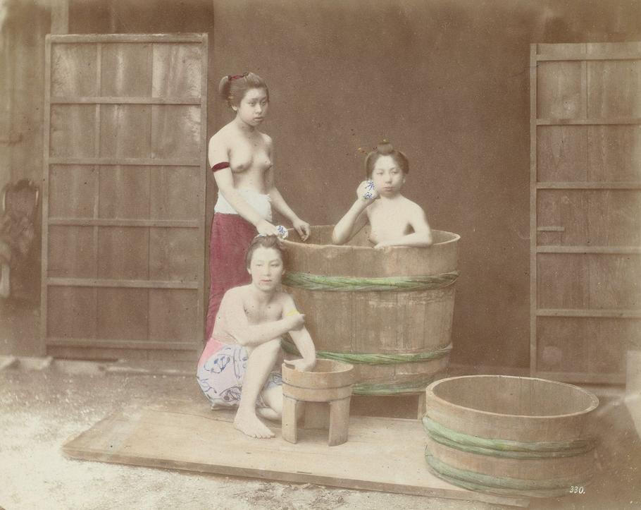 Kolem roku 1870 byla fotografie stále technicky náročným a fyzicky vyčerpávajícím procesem. 