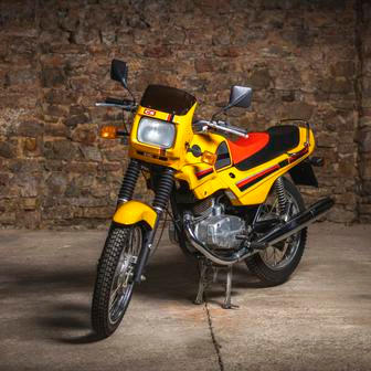 Žlutá ČZ 125/488.4 z roku 1995 ujela jen 15 kilometrů.