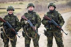 Aneta, Tereza, Renata. Podle ministerstva obrany posílily tyto tři ženy pěší rotu aktivní zálohy při Krajském vojenském velitelství Pardubice v roce 2020 ještě před začátkem ruské agrese na Ukrajině.