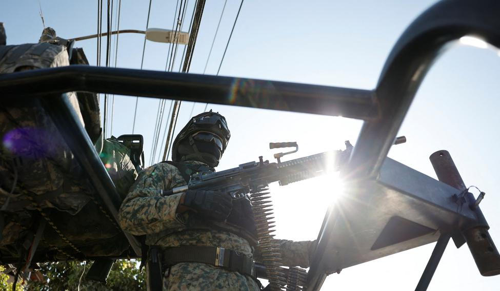 Aftermath of violence following military operation that killed Jalisco cartel boss Nemesio Oseguera, "El Mencho," in Ixtapa