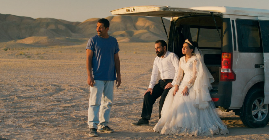 Thrillerové drama s prvky černé grotesky s názvem Drobná nehoda bylo oceněno Zlatou palmou z festivalu v Cannes 2025 a dvěma nominacemi na Oscara. Režisérem i autorem scénáře je Džafar Panahí.