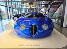 Bugatti si už od loňského roku připomíná 20 let Veyronu, vytáhlo proto i jeden zcela zapomenutý koncept.