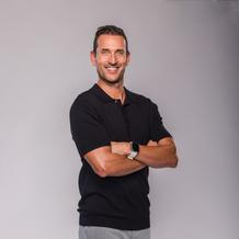 Právě v těchto chvílích je jeho role klíčová – pomáhá účastníkům znovu najít směr a připomenout jim, proč se rozhodli svůj život změnit. Výsledkem pak není jen úbytek na váze, ale i větší sebevědomí, samostatnost a schopnost převzít odpovědnost za vlastní zdraví.