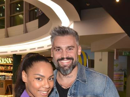 Angie Mangombe, Josef Kůrka