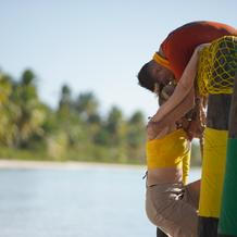 U Viviane Kerstin Terschawetz se po startu Survivoru rozjela vlna komentářů, ve kterých diváci porovnávají její „instagramový“ vzhled se syrovými záběry z ostrova a často sklouzávají k posměchu a hodnocení těla. Zároveň se v debatě objevuje i druhá strana, která připomíná vliv únavy, stresu a podmínek natáčení (a možného záměrného přibrání) a otevírá otázku, kde je hranice mezi kritikou hry a toxickým body shamingem.