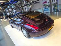 Poprvé se objevil už na podzim 1998 v konceptu luxusního kupé EB 118. Původně bylo auto modré, dnes má hnědé lakování.