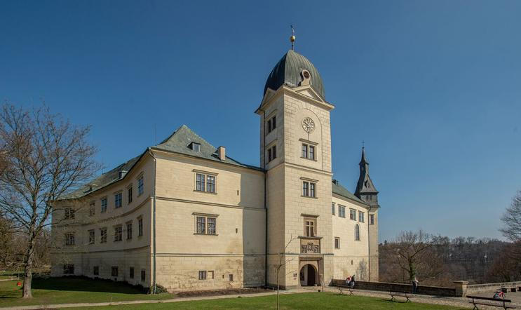 Zámek Hrubý Rohozec