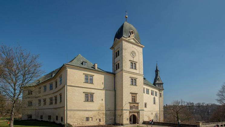 Zámek Hrubý Rohozec