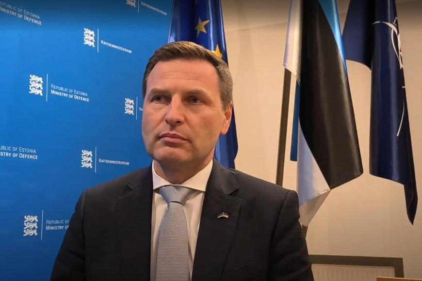 „Co když budou vrazi a okupanti chodit po Praze?“ ptá se ministr ohrožené země