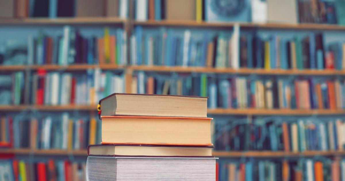 KVÍZ: Odhalte knihu, kterou dotyčný autor nenapsal. Znáte díla českých spisovatelů?