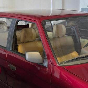 Kromě toho má Bertoneho verze třeba i krémový kožený interiér. Jiná jsou litá kola. O mechanických úpravách nicméně nikdo neví.