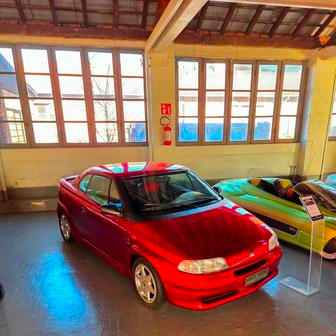 Punto Racer pak v roce 1994 představovalo možnost, jak doplnit nabídku malého auta i o kupé s pevnou střechou. Víc než koncept s přeplňovanou benzinovou čtrnáctistovkou nikdy nevznikl.