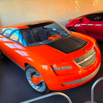 Mechaniku Saabu 9-5 použil v roce 2002 koncept Saab Novanta, kterým studio Bertone oslavilo devadesáté narozeniny. Zároveň sloužilo auto jako demonstrace řízení po drátě, tedy bez mechanického spojení s koly.