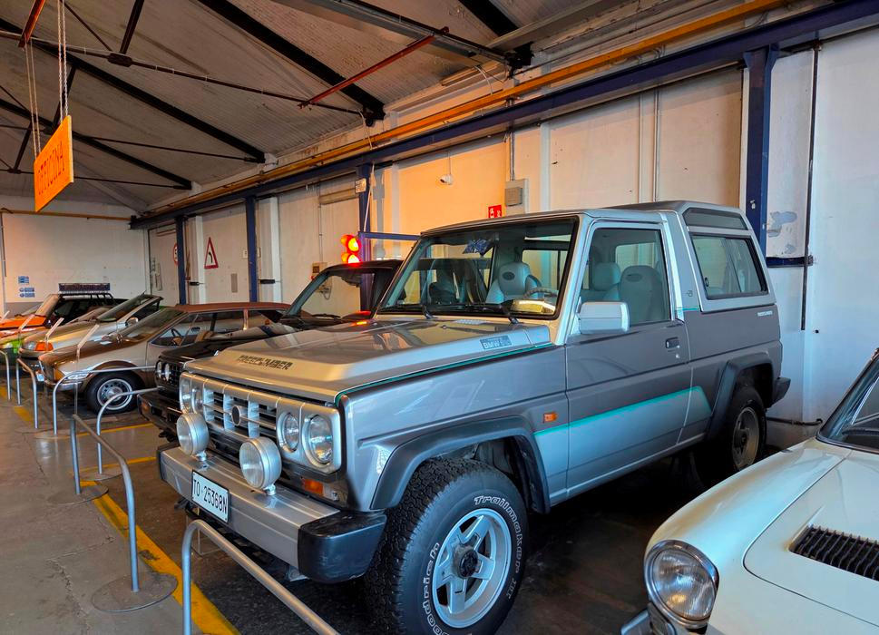 Pod svou vlastní značkou a jménem Freeclimber dělal Bertone překarosované Daihatsu Rocky. Mezi lety 1989 a 1992 vznikly dvě generace off-roadu, který oproti originálu dostal luxusnější interiér a poháněly ho šestiválce od BMW na naftu i benzin.