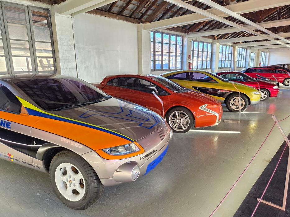 Během 90. a první dekády nultých let vznikly na základech Fiatu zajímavé koncepty. Zleva závodní verze Enduro se základem ve Fiatu Bravo, Suagná se základem v Grande Puntu, silniční verze typu Enduro a konečně Punto Racer.