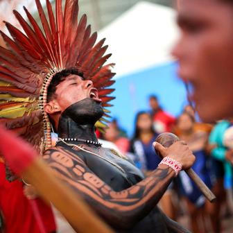 Škoda tyhle fotky minout: Punch hrdinou, sněhové inferno nebo finále po 100 letech