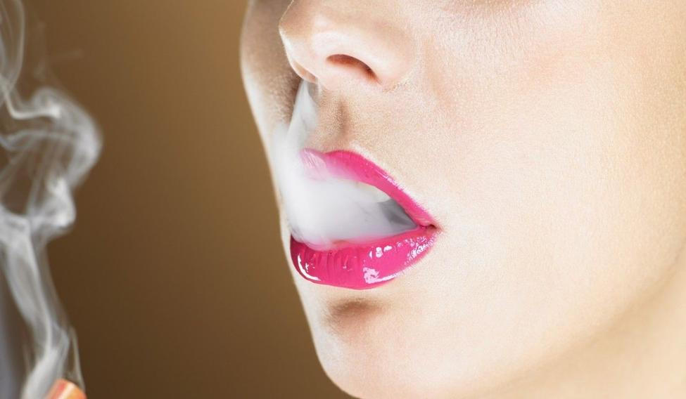 Evropské dívky ve věku 13 až 15 let mají nejvyšší míru užívání tabáku ve své věkové skupině na světě, přičemž každý sedmý mladistvý Evropan užívá elektronické cigarety.