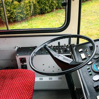 Nejde však o náhodnou koupi, trolejbus 14 Tr v Tychách testovali v roce 1998, nicméně bez cestujících a ke koupi nikdy nedošlo.