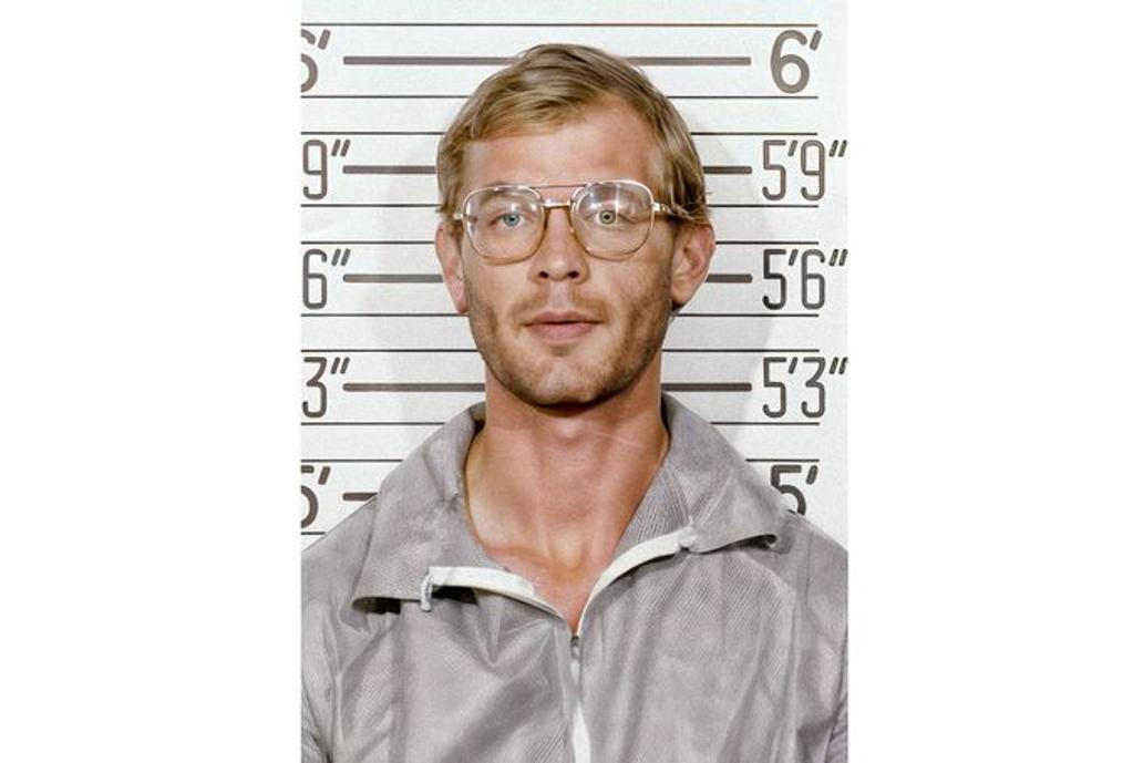 Policejní fotografie (mugshot) sériového vraha Jeffreyho Dahmera pořízená policejním oddělením v Milwaukee dne 23. července 1991