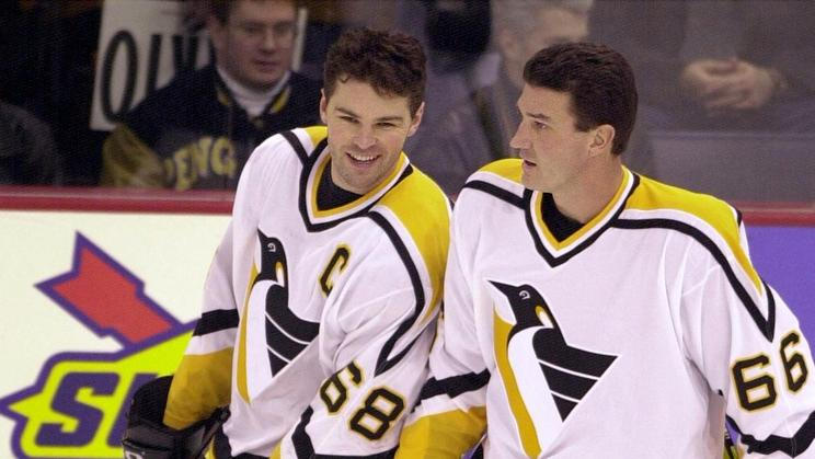 Jaromír Jágr a Mario Lemieux v dresu Pittsburghu