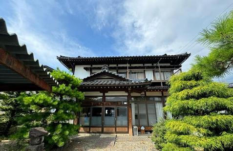 „Byl to první a jediný dům, který jsme si prohlédli.