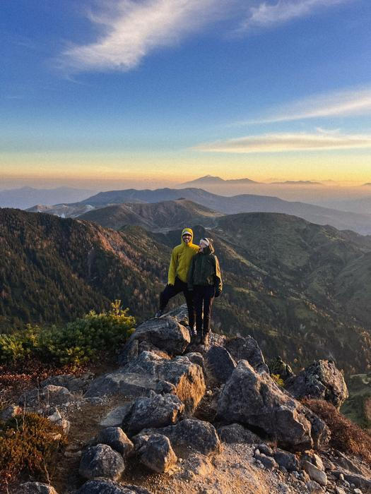 Do Japonska si přitom jen odskočili z Kanady, kde do té doby žili a pracovali.