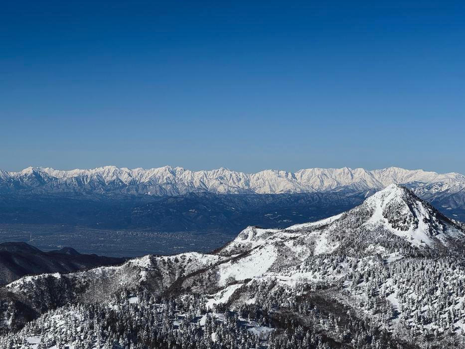 I díky tomu je zřejmé, že dům není jen investice nebo podnikatelský plán, ale rodinný projekt, do kterého se propsaly ruce a srdce víc než jedné generace.