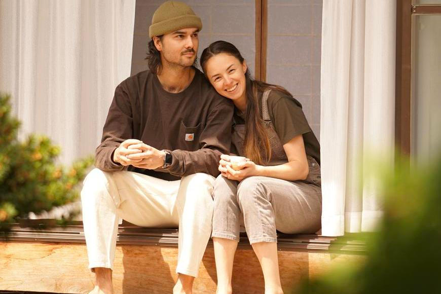 Dům tu koupíte za sto dolarů, říkají Slováci, kteří si v Japonsku vybudovali malý ráj