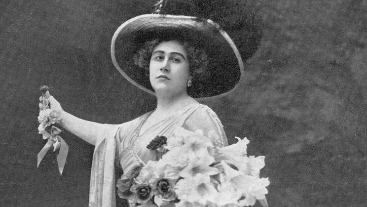 Ema DESTINNOVÁ "Tosca"