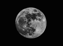 Červí měsíc je tradiční název pro březnový úplněk, který symbolicky ohlašuje konec zimy a příchod jara.