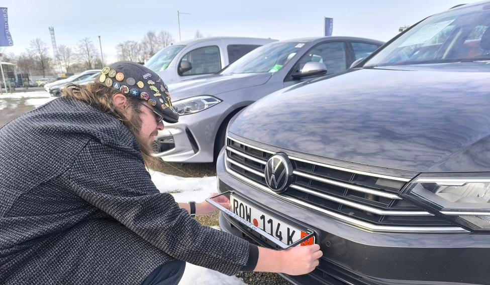 Německý autobazar Dat Autohus