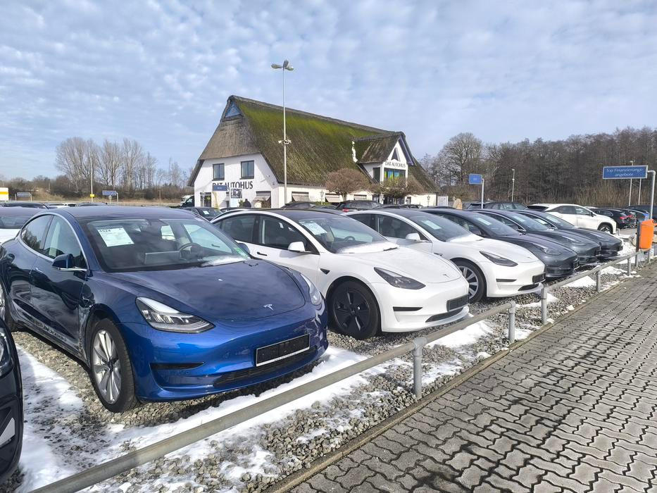 Německý autobazar Dat Autohus