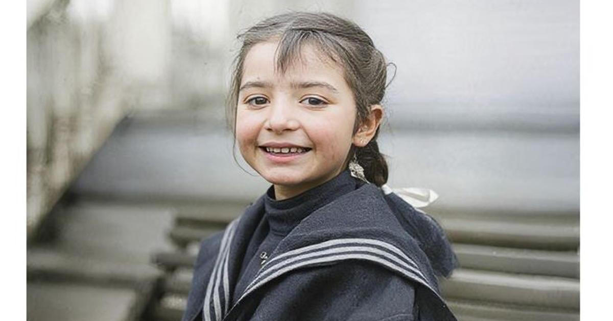 Lillian Wulff, dívka se zkušeností s únosem, nabídla policii rady a vedení výpravy při honu na stopy po Elsie Paroubek. 