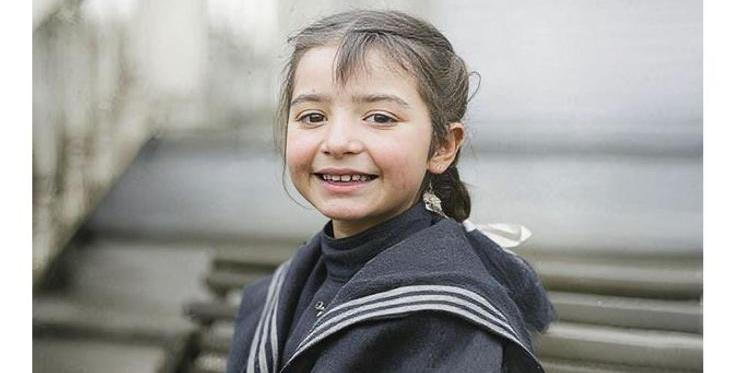 Lillian Wulff, dívka se zkušeností s únosem, nabídla policii rady a vedení výpravy při honu na stopy po Elsie Paroubek. 