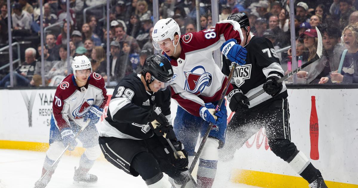 Kdo zastaví Nečase? Český fantom řádí dál