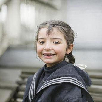 Lillian Wulff, dívka se zkušeností s únosem, nabídla policii rady a vedení výpravy při honu na stopy po Elsie Paroubek. 