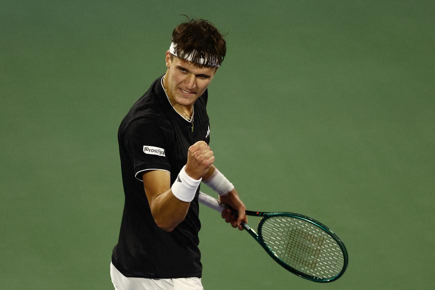 Má děsivý potenciál, říká o Menšíkovi známý Ital. V poušti se rýsuje třaskavá odveta