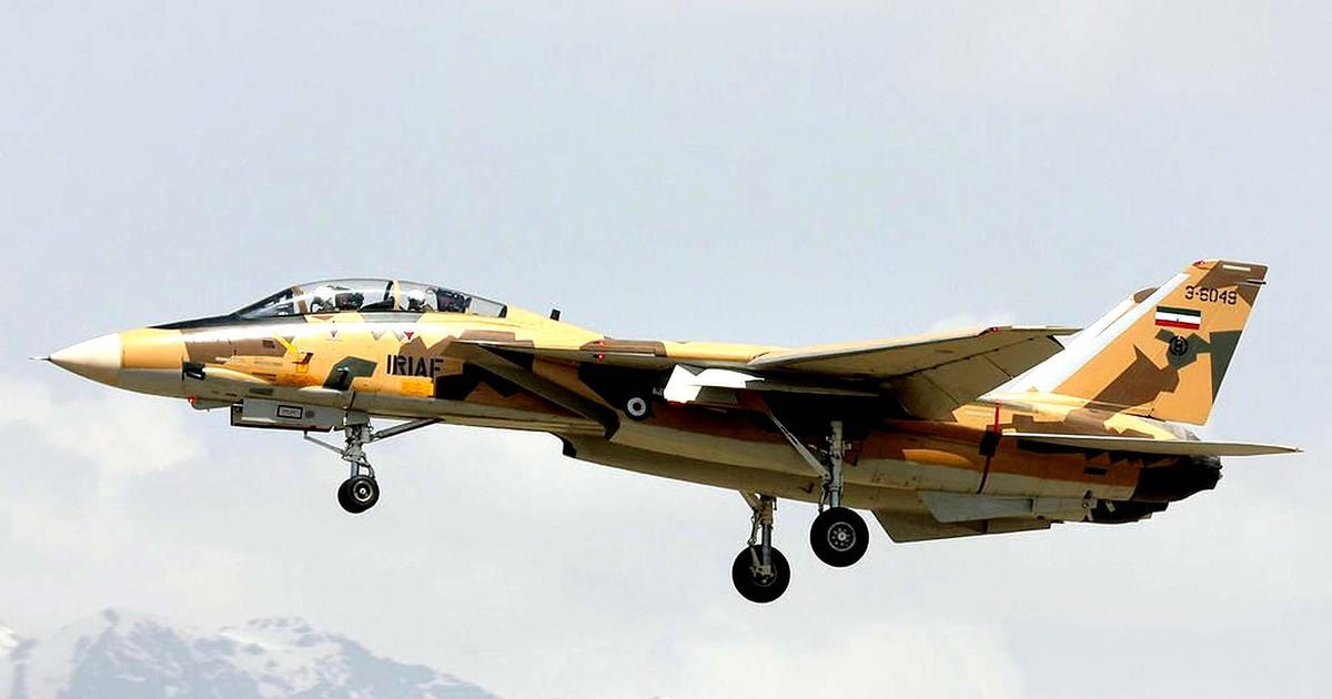 Top Gun nad Teheránem? Írán straší obstarožními letouny, řada z nich se rozpadla