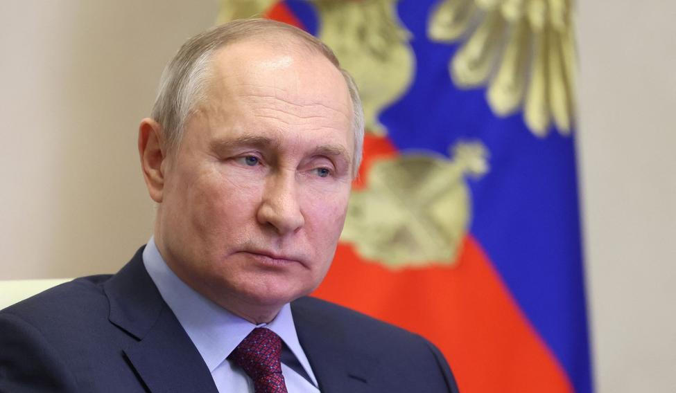 Spekulace o Putinově zdraví a izolaci