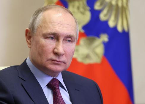 Spekulace o Putinově zdraví a izolaci