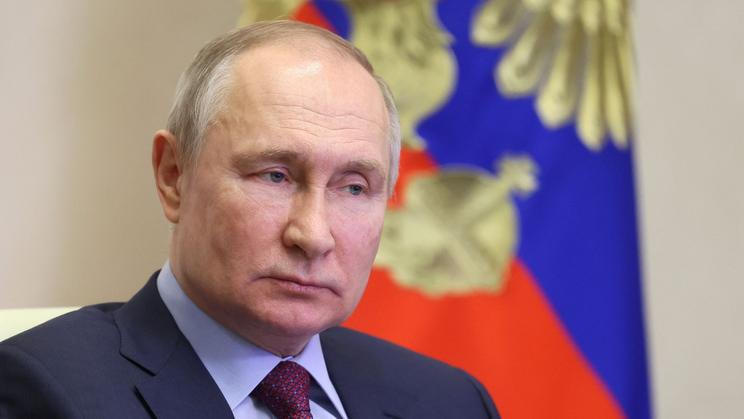 Spekulace o Putinově zdraví a izolaci