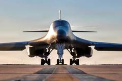 B-1B Lancer 