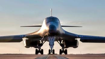 B-1B Lancer 