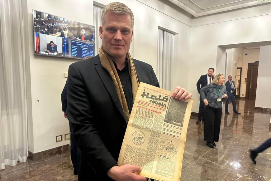 Tajemství Macinkova a Turkova Rudého práva. Už je jasné, kde ho na prezidenta vytáhli