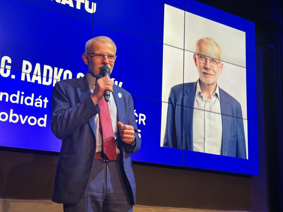 Radko Sáblík udělal ze své střední školy jednu z nejpopulárnějších pražských škol.