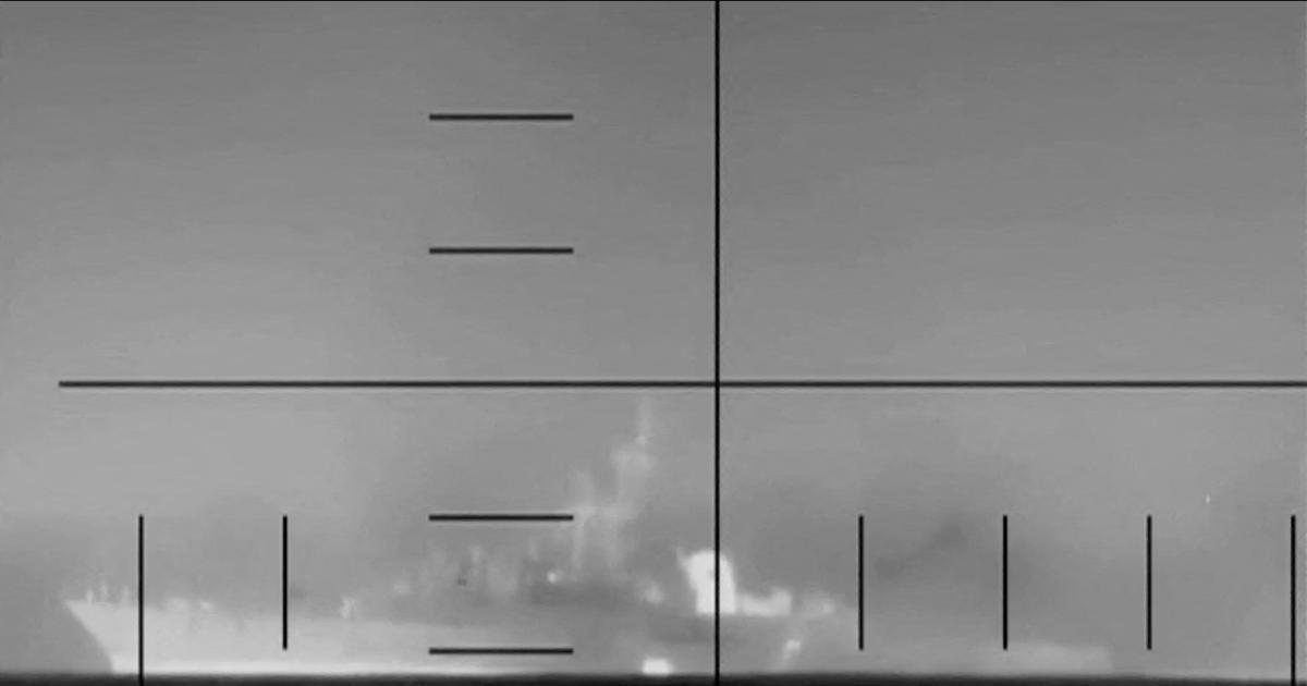 „Budete toho hořce litovat.“ Američané pálili v oceánu torpédem, Íránci zuří